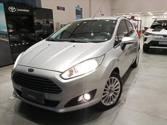 FORD FIESTA 1.6 TITANIUM SEDAN 16V FLEX 4P POWERSHIFT